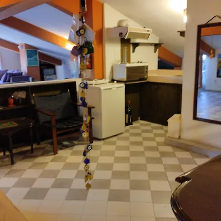 Dragos 5 4 Baths Pines Sea Views, Pool Quiet And Stunning איסטמבול